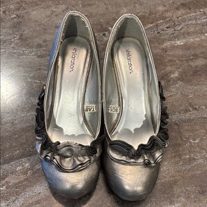 Xhilaration Metallic Heels with Ruffle Accent